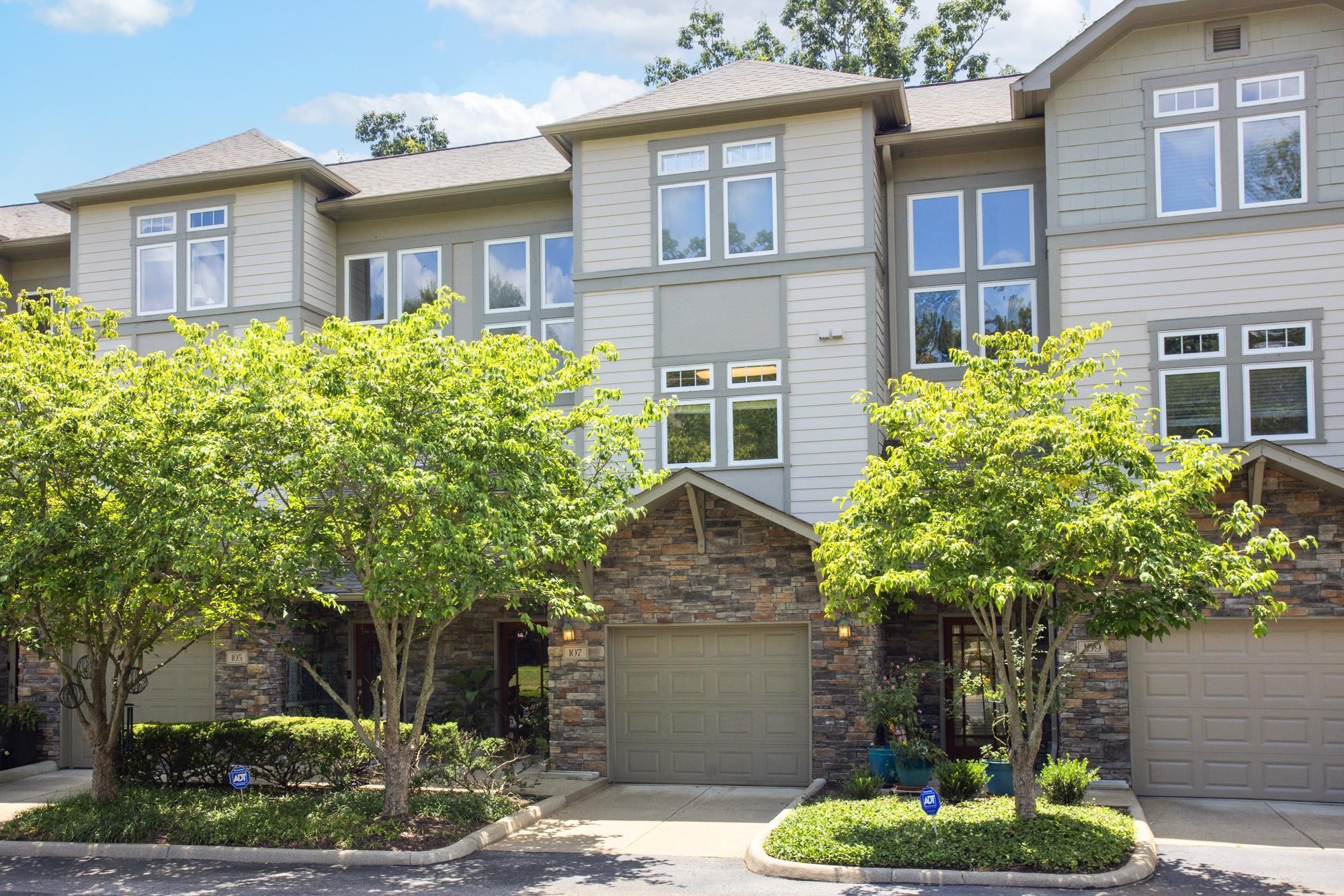 320 Old Hickory Blvd 107