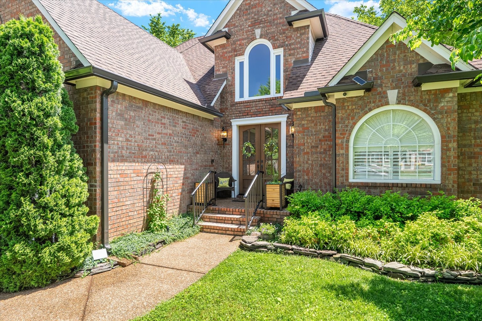 440 Ridgestone Dr