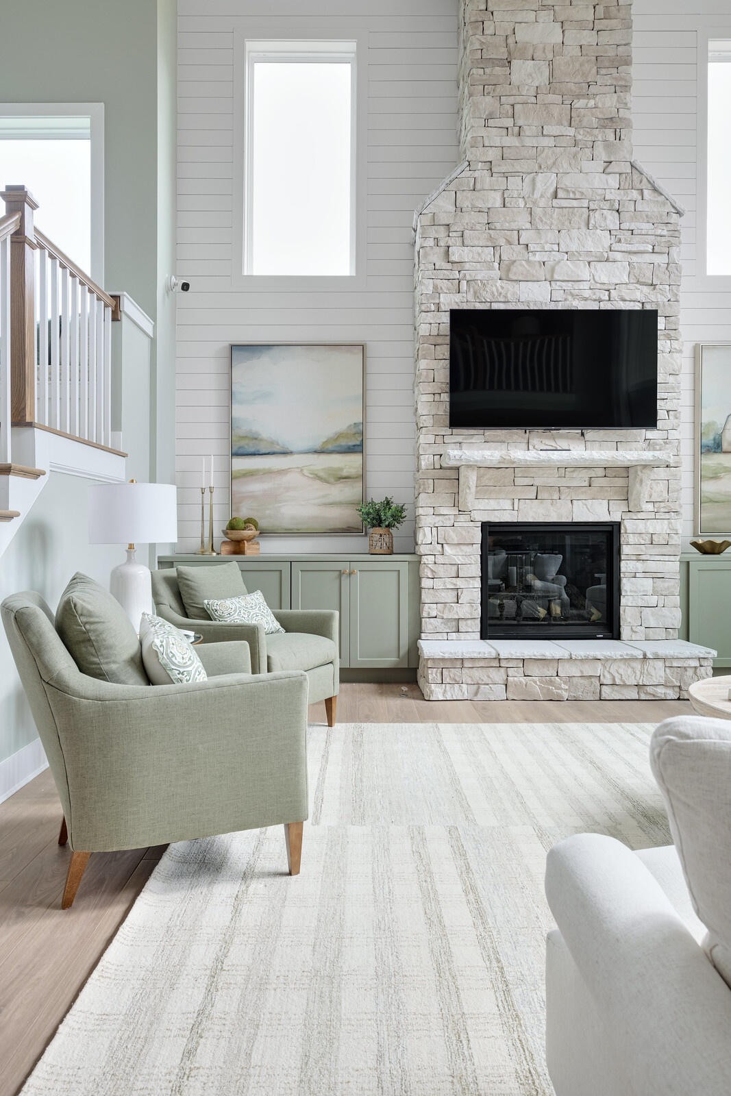 369 Reddenwood Road