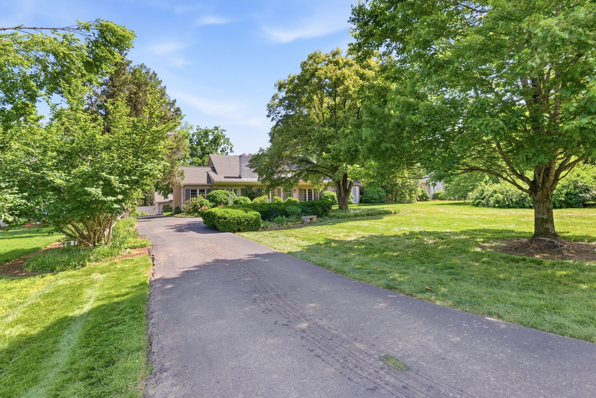 208 Jackson Blvd