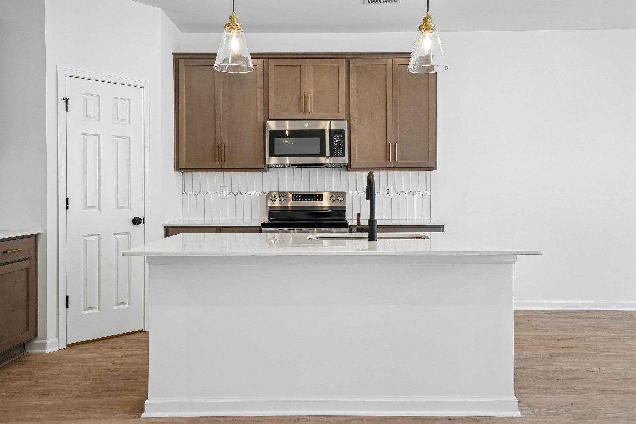 2900 Suzanne Landon Dr I2