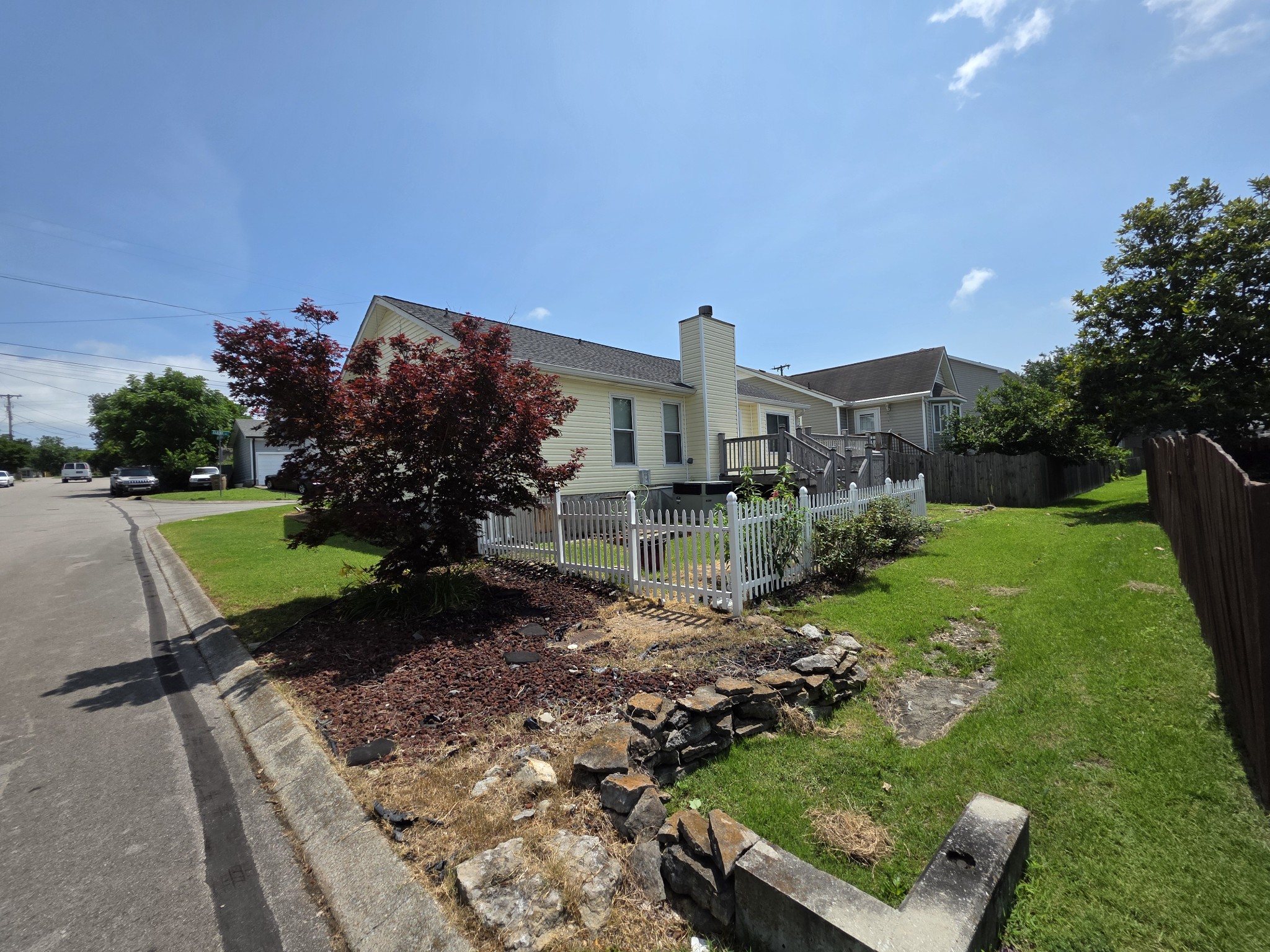 400 Elaine Ct