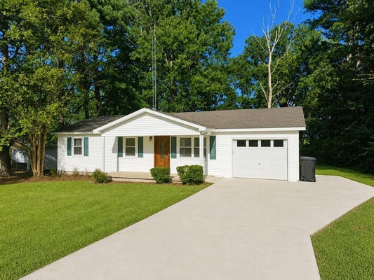 385 CLIFTY VILLAGE LN, PARIS, TN 38242 - Image 59b95203e1875d29560cc807fce00a3e/3602469957