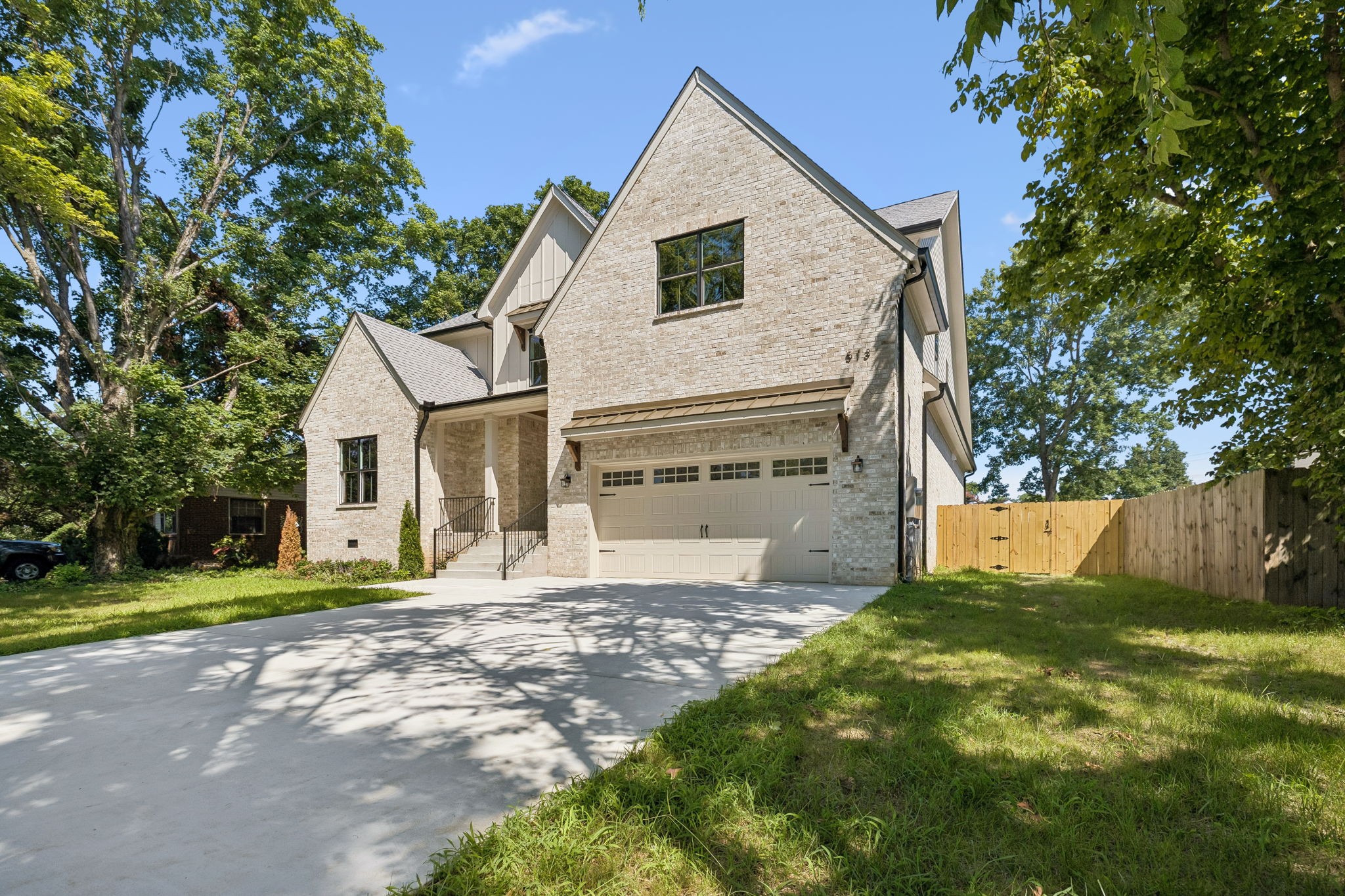 513 Crosswood Ct
