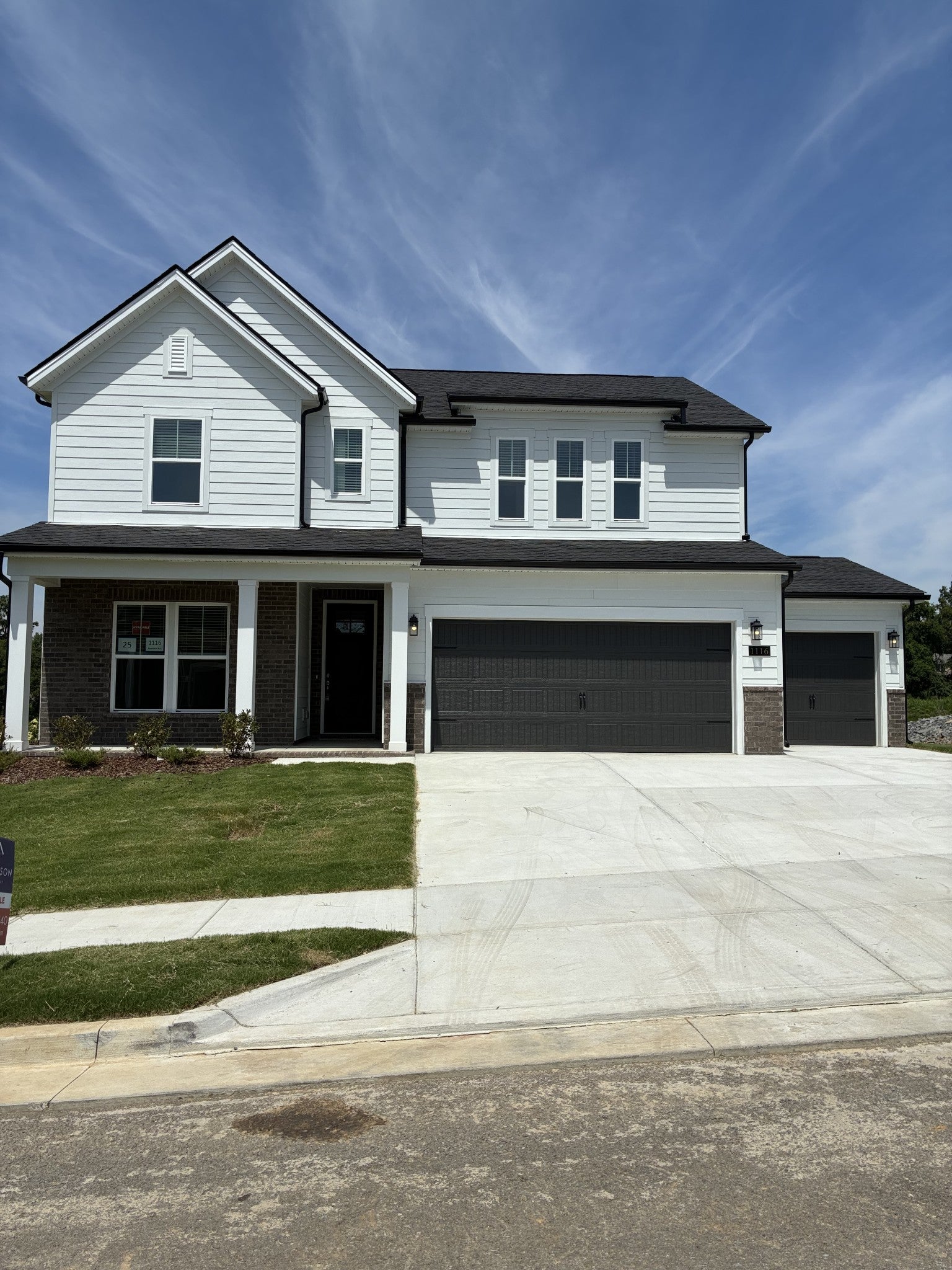 1116 Riverview Run, Madison TN 37115 4-bed home, photo 2 of 33