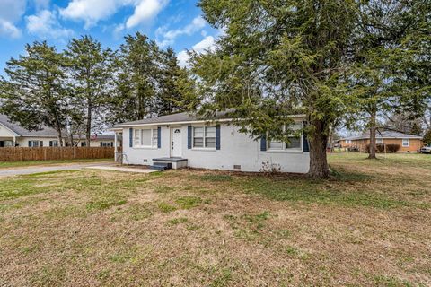 1102 N High St Winchester TN 37398