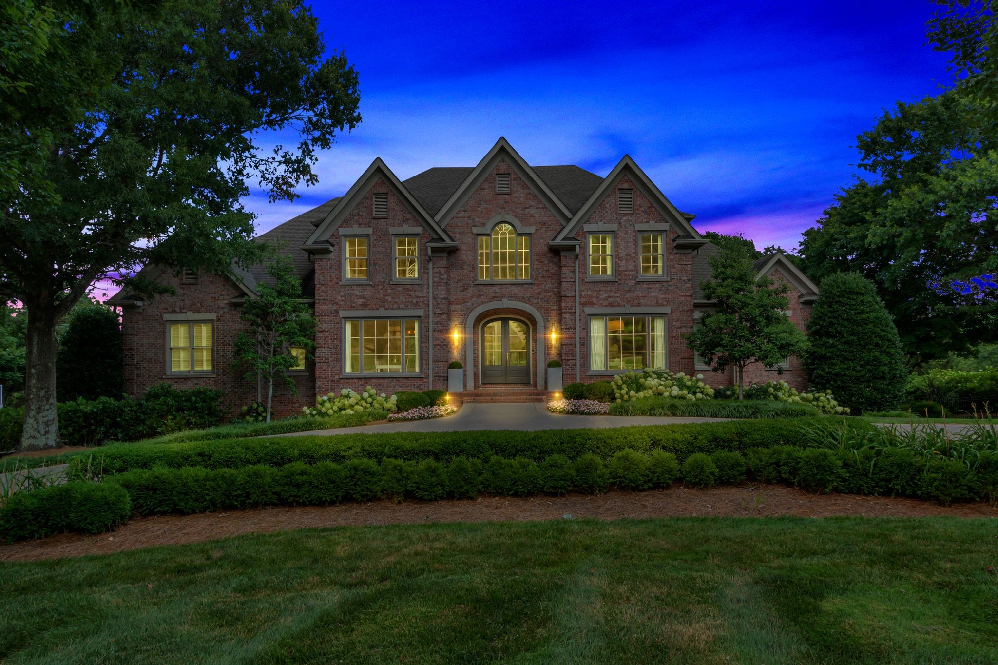 812 Princeton Hills Dr