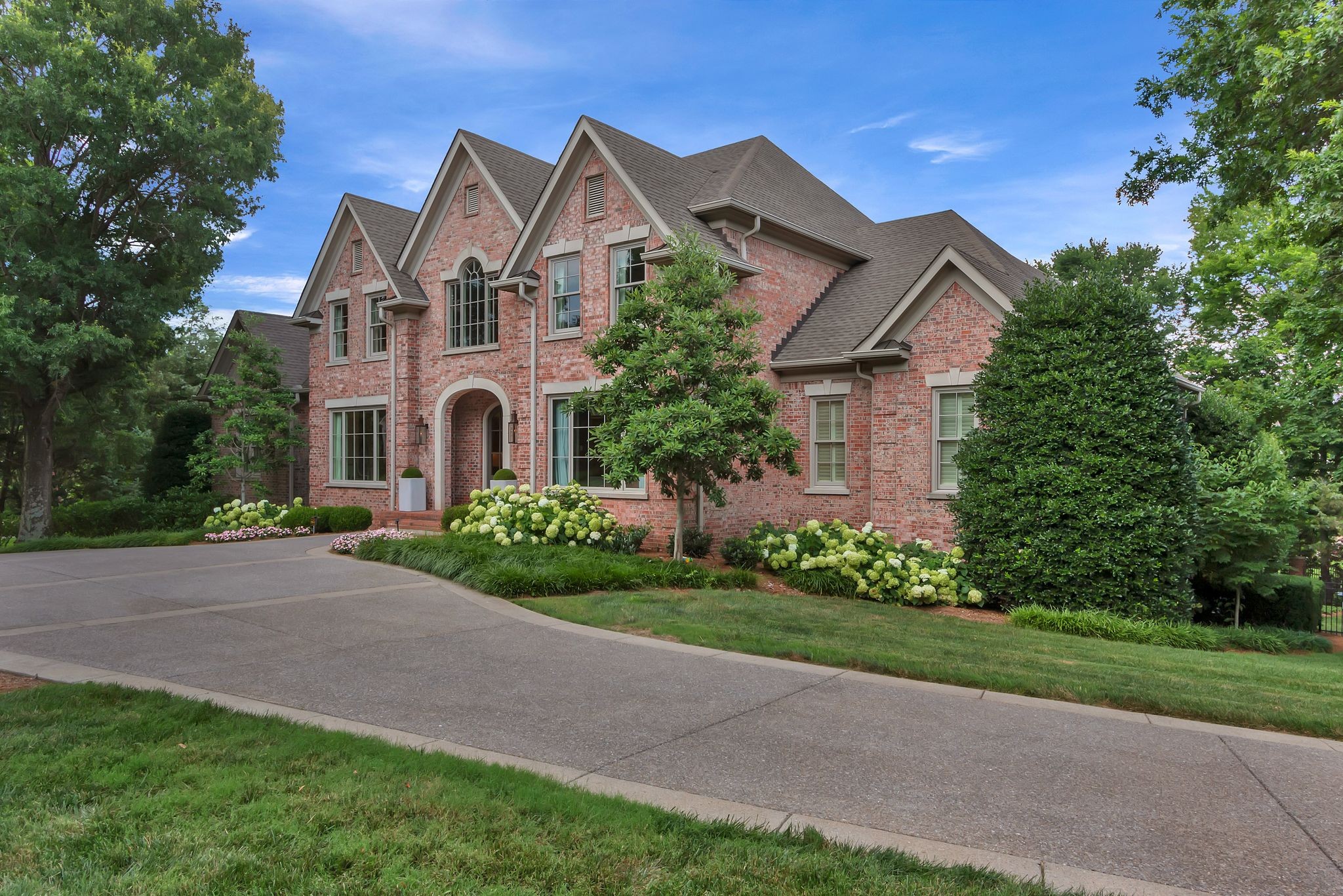 812 Princeton Hills Dr