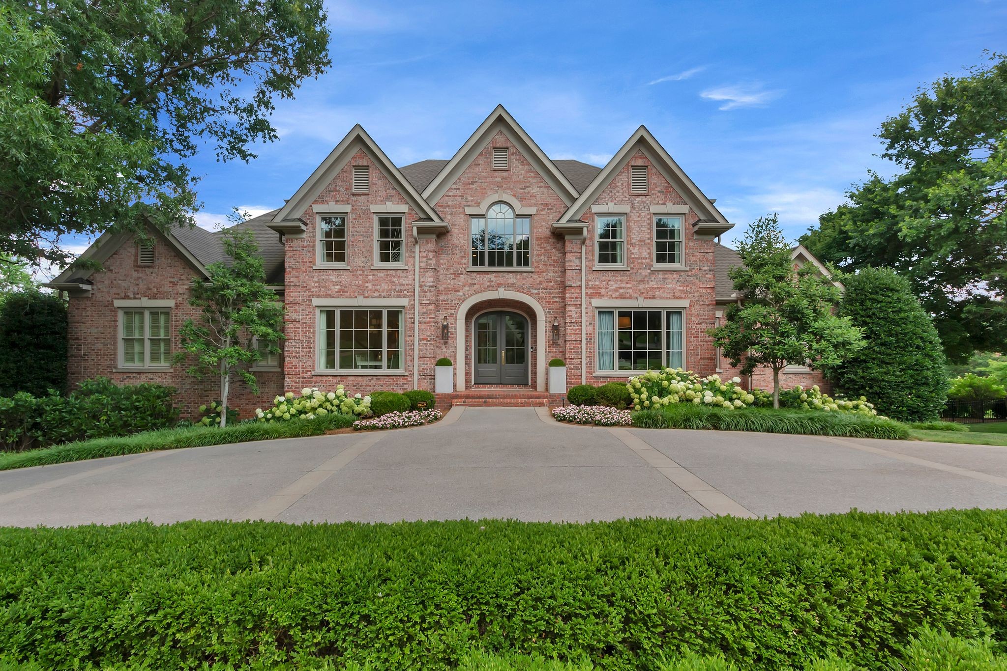 812 Princeton Hills Dr