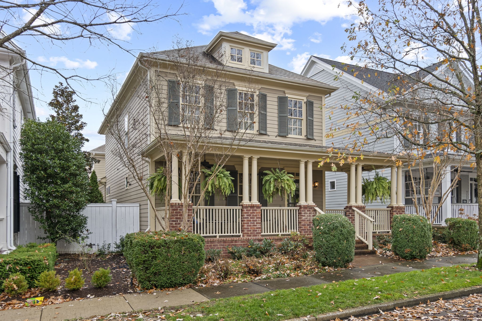 713 Pearre Springs Way