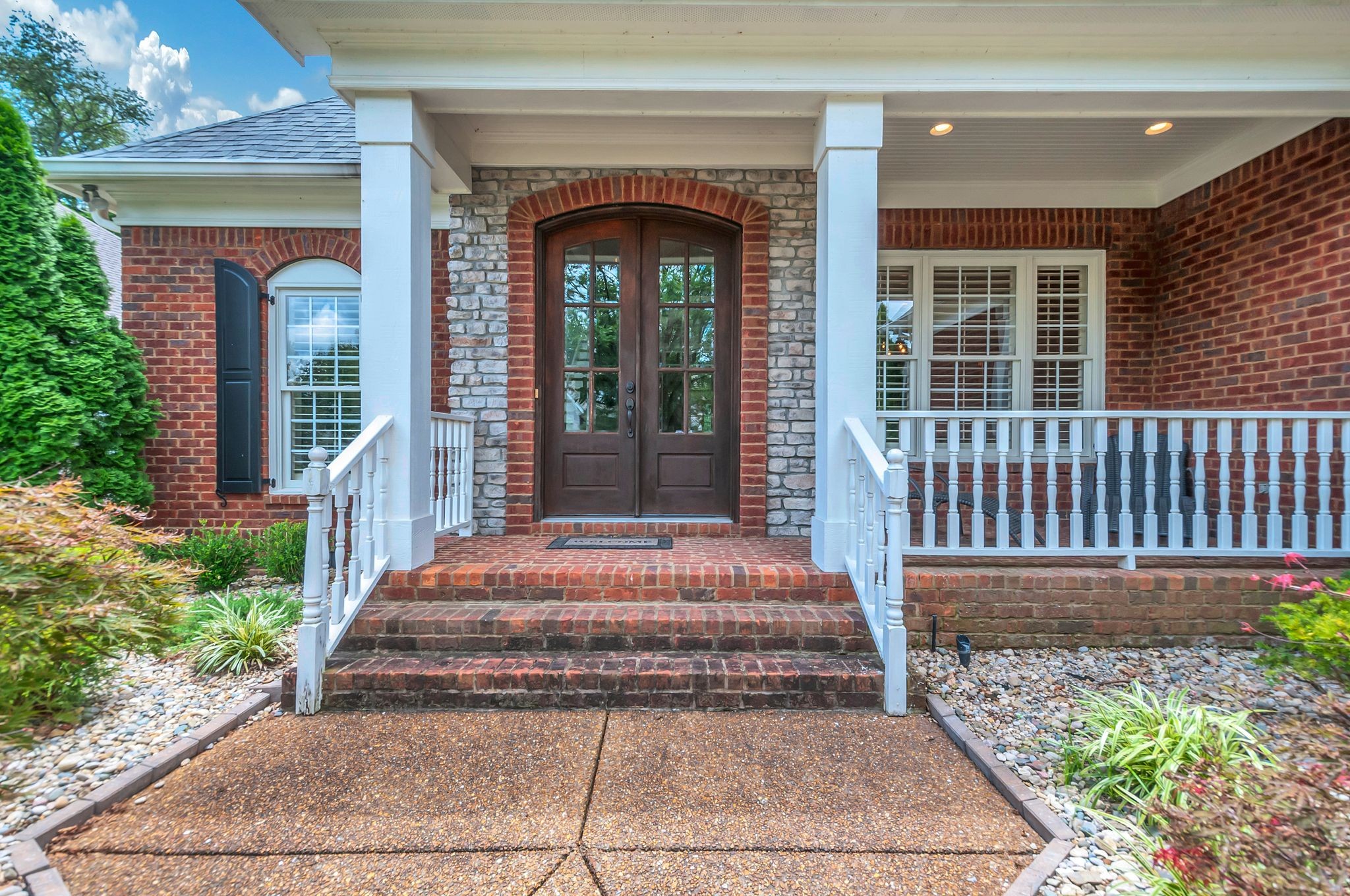 305 Whitewater Way
