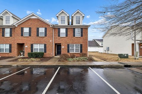 Photo of 1036 Wolves Den Pl, Murfreesboro, TN 37128 (MLS # 3097810)