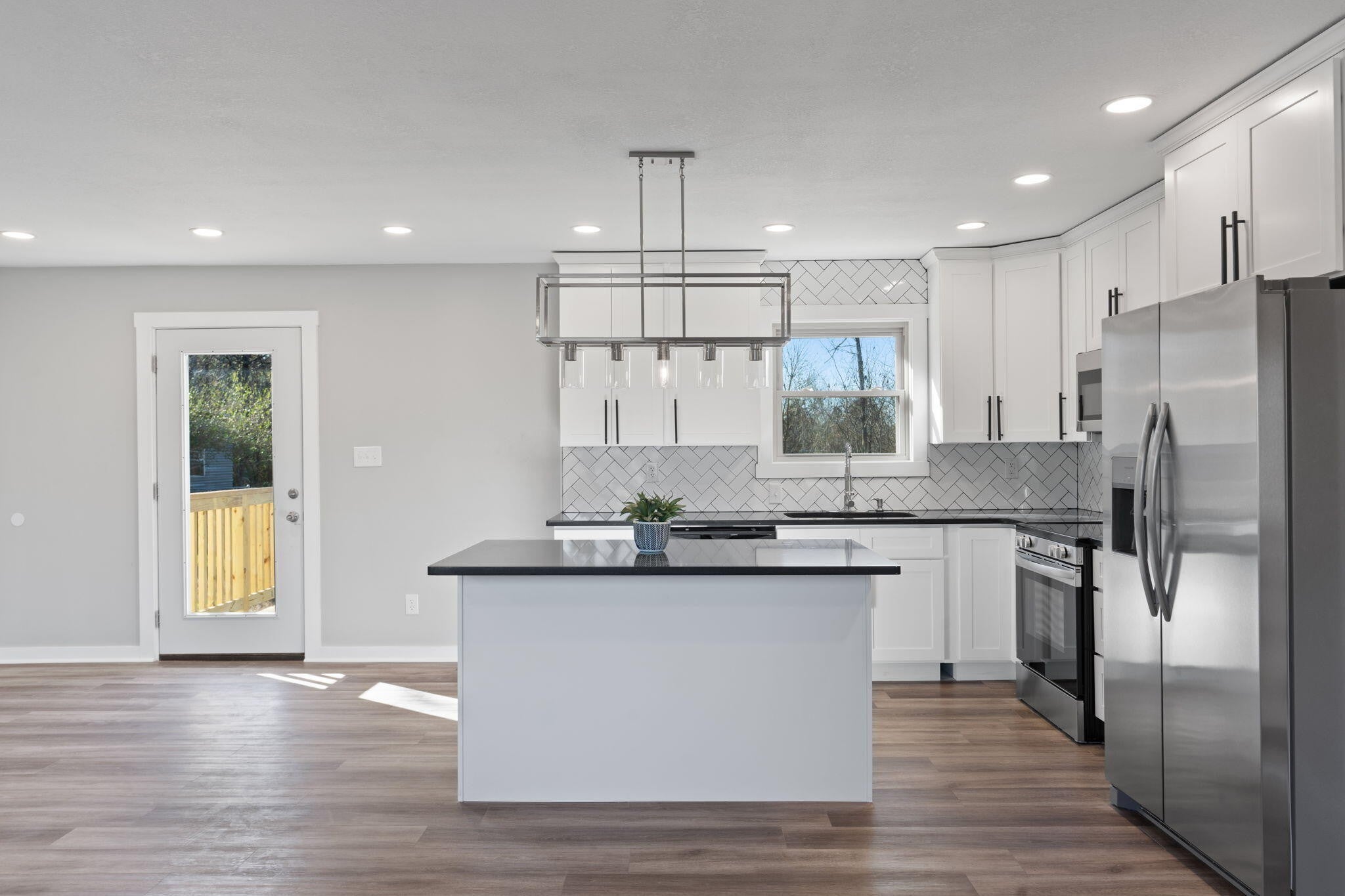 2442 SE Ella Drive SE