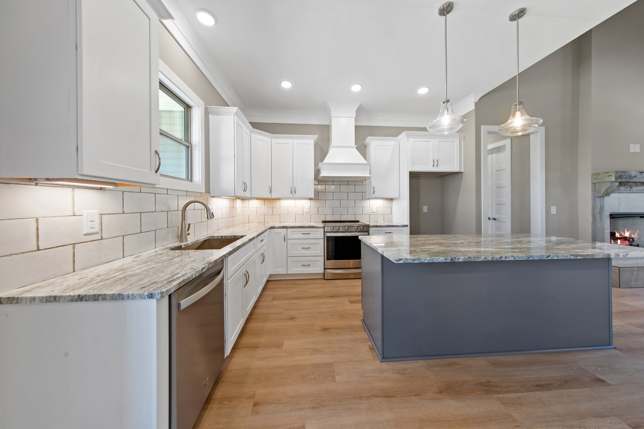 1705 Sulphur College Rd