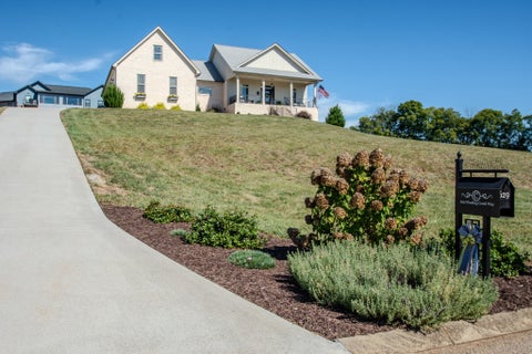 Photo of 629 Winding Creek Way, Walland, TN 37886 (MLS # 3609876)