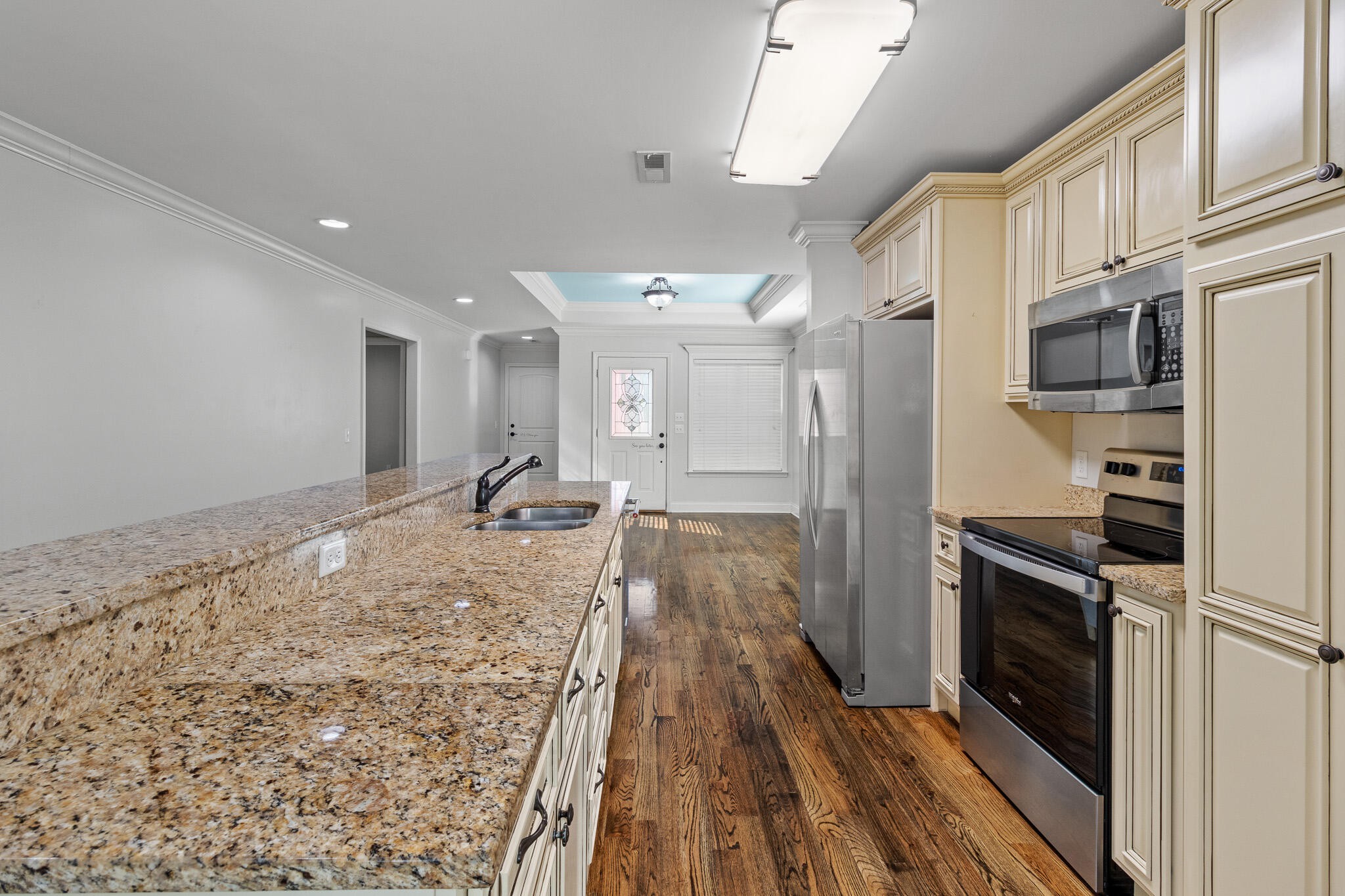 124 Fieldstone Cmns.