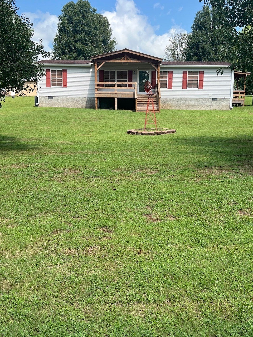 608 N Dickerson Chapel Rd