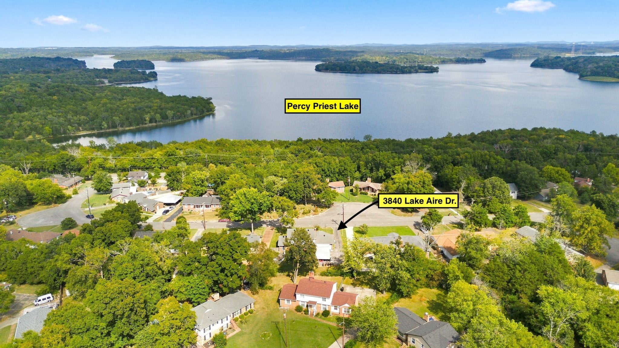 3840 Lake Aire Dr