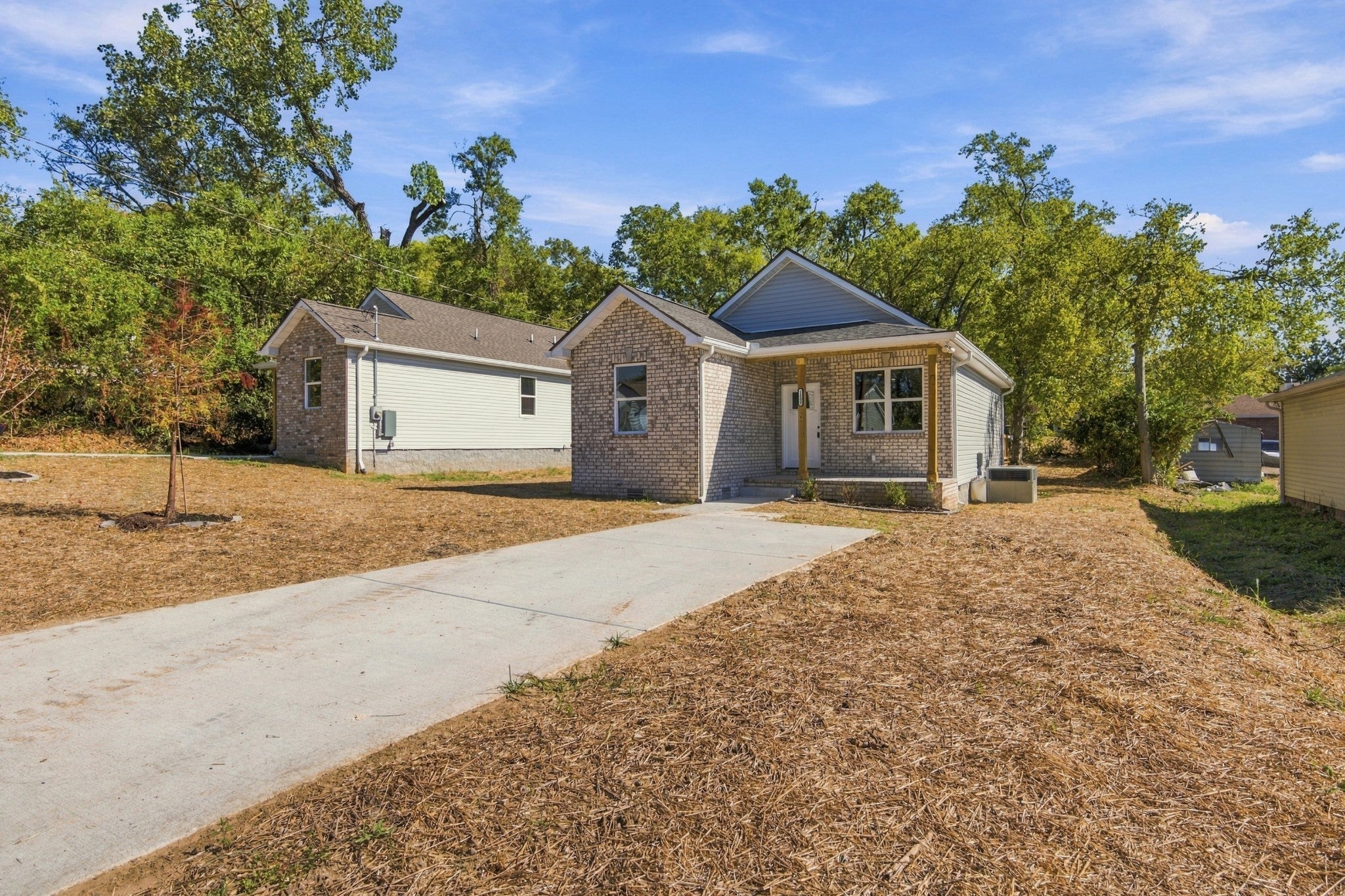 1403 Mohawk Trl, Madison TN 37115 4-bed home, photo 3 of 35
