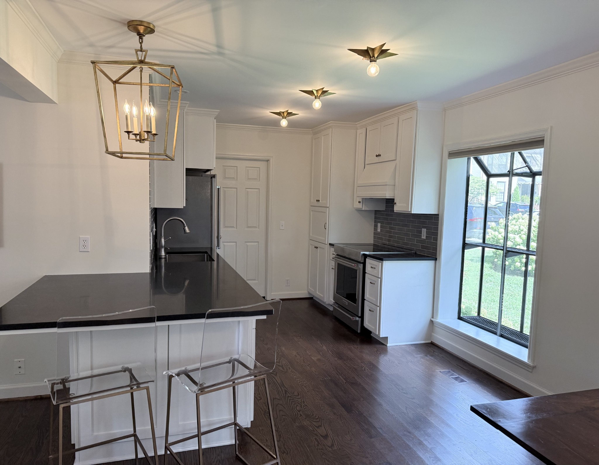 4400 Belmont Park Ter 174