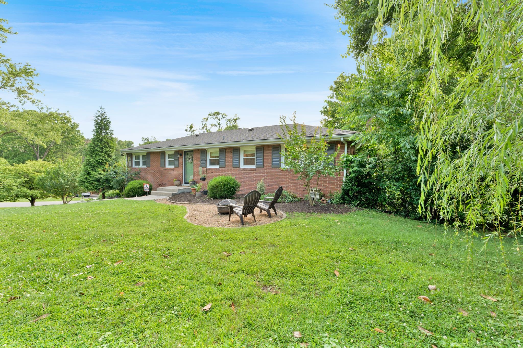 106 Dellrose Dr