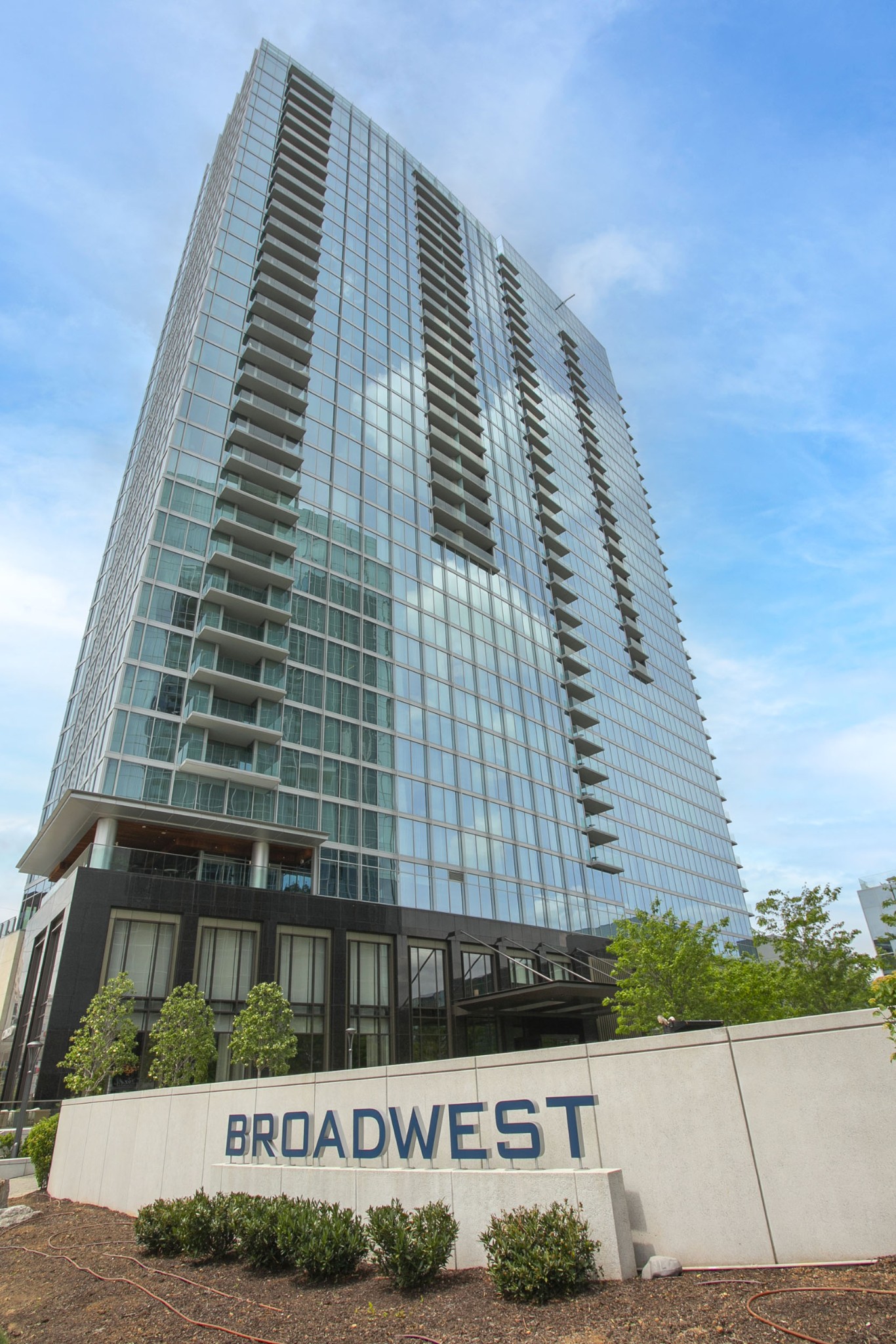 1616 West End Ave 2809