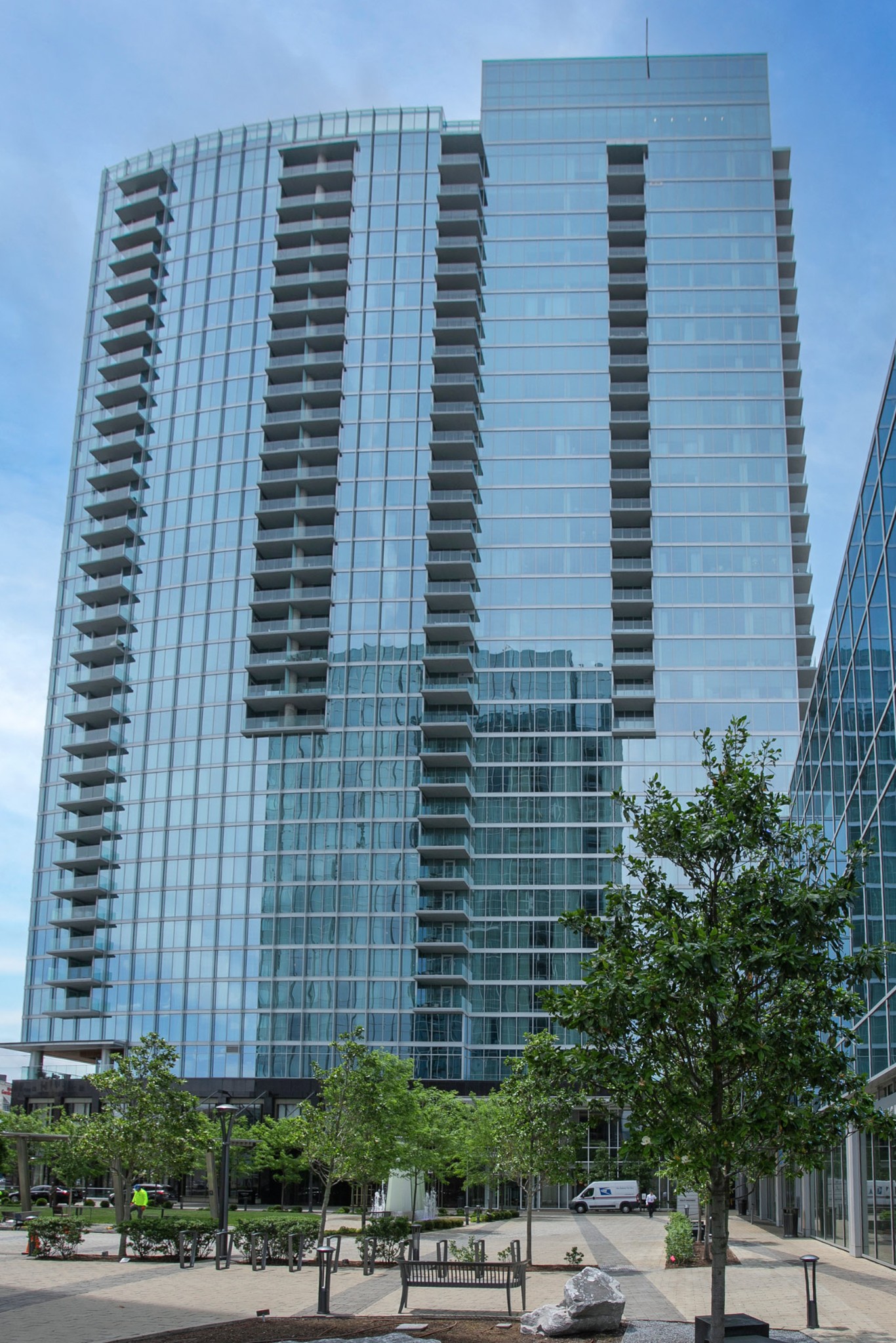 1616 West End Ave 2809