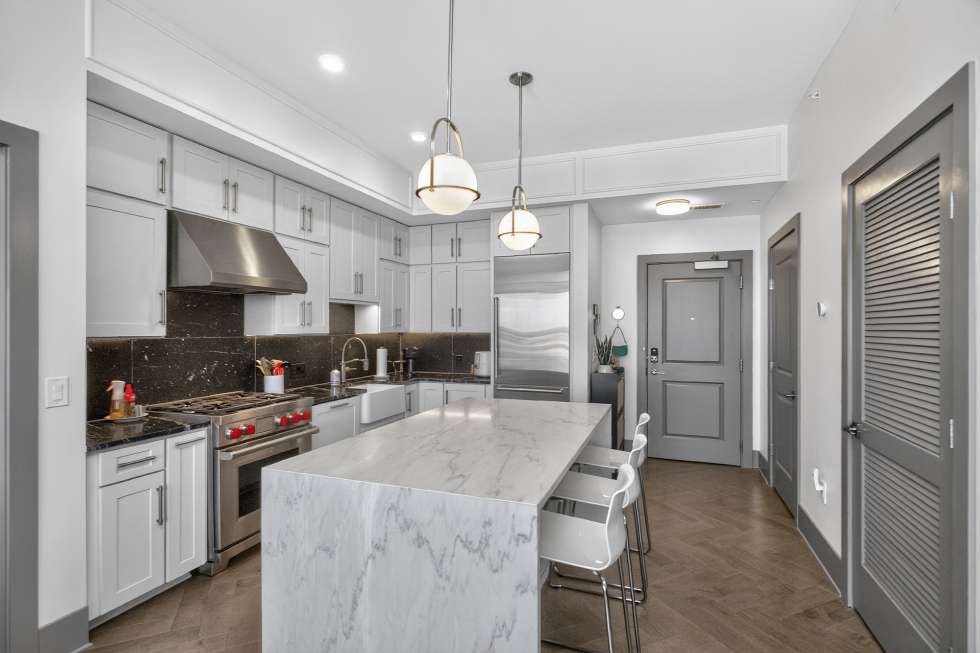 1616 West End Ave 2809