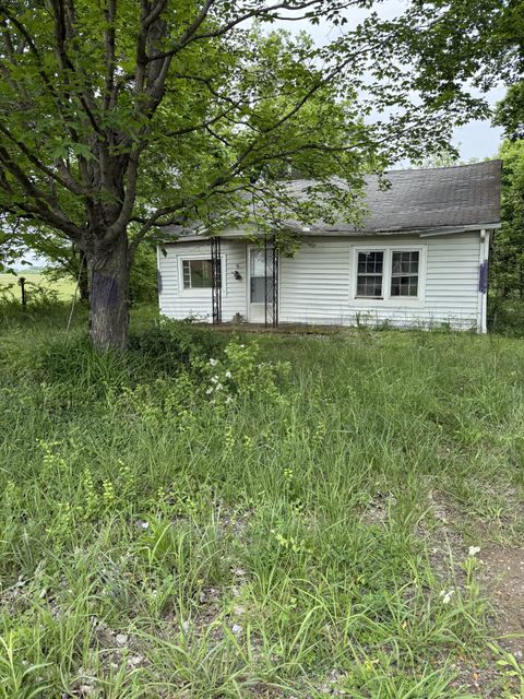 8612 Highway 25 E Cross Plains TN 37049
