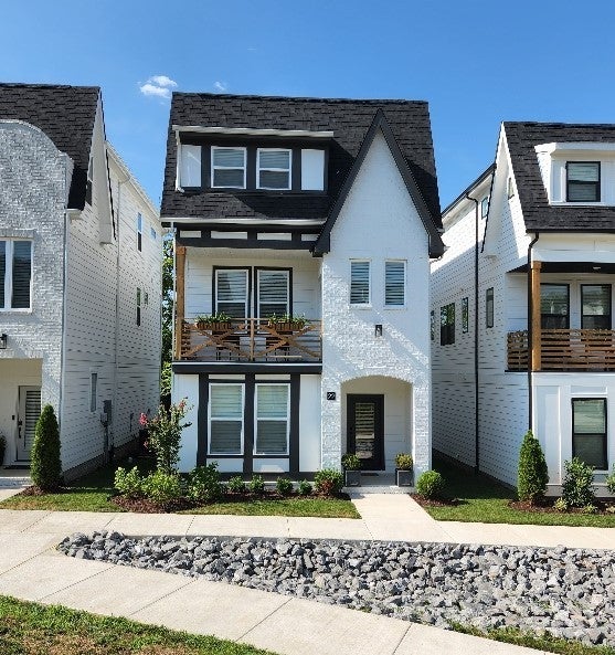 3.0-bed rental at 530 Edwin St 22