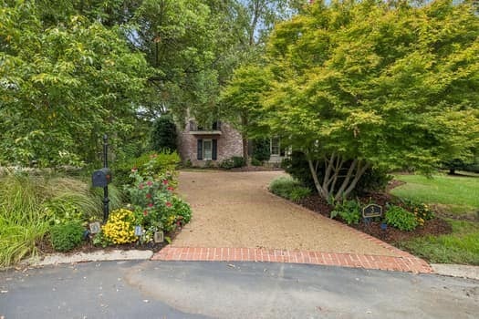 3 Applerock Ct