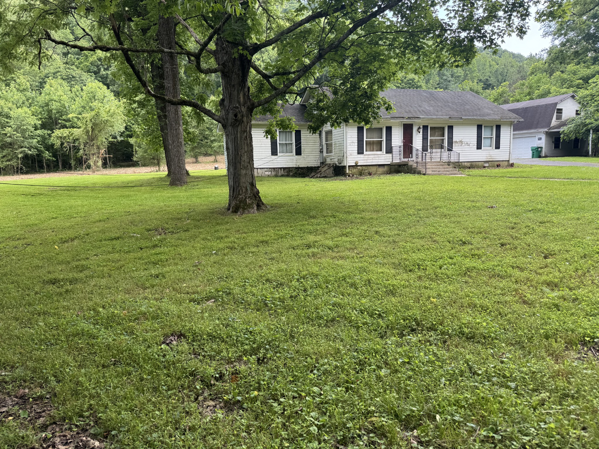 5092 Seymour Hollow Rd