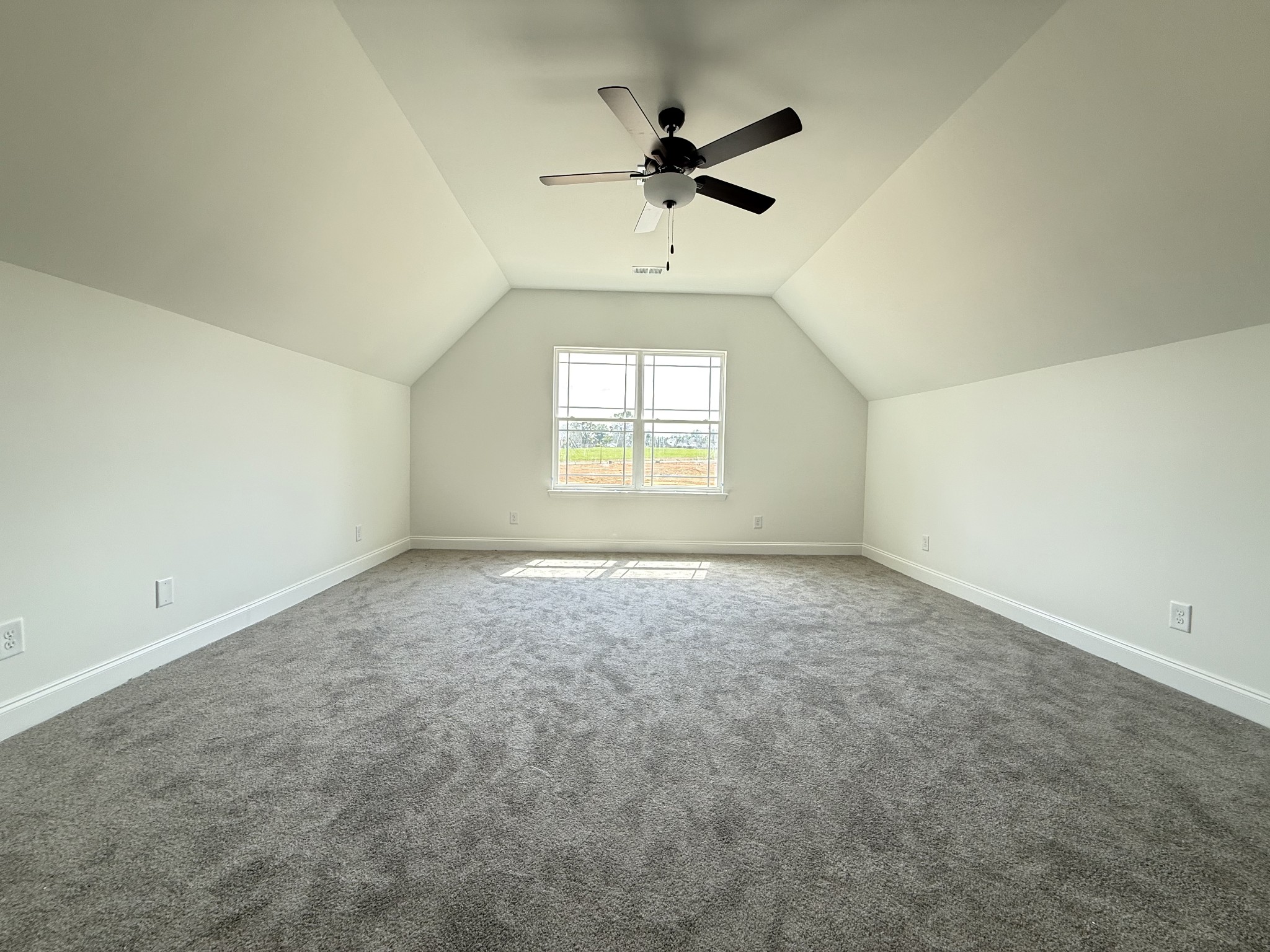 1156 Javier Dr