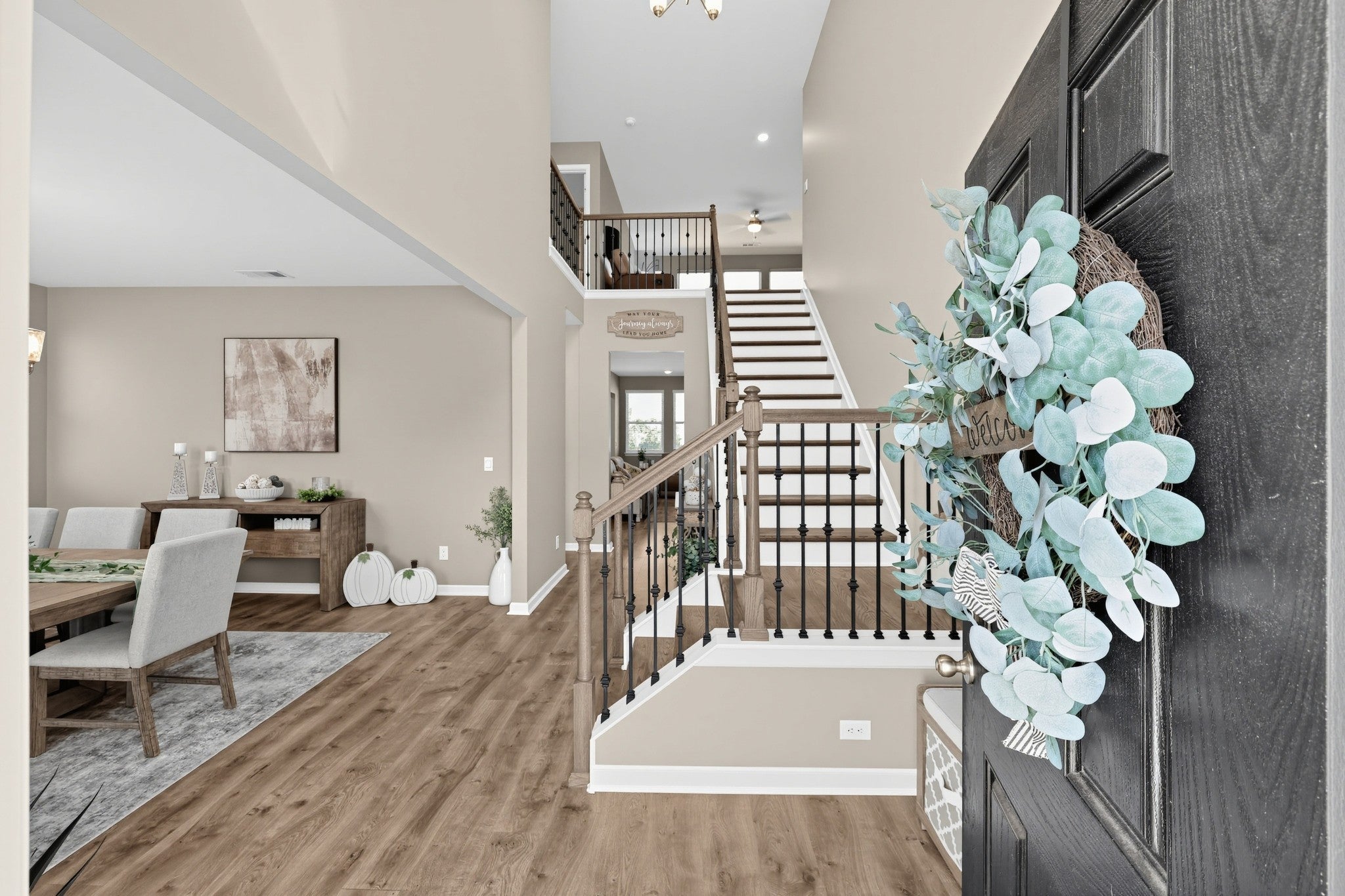 321 Greymoor Ln