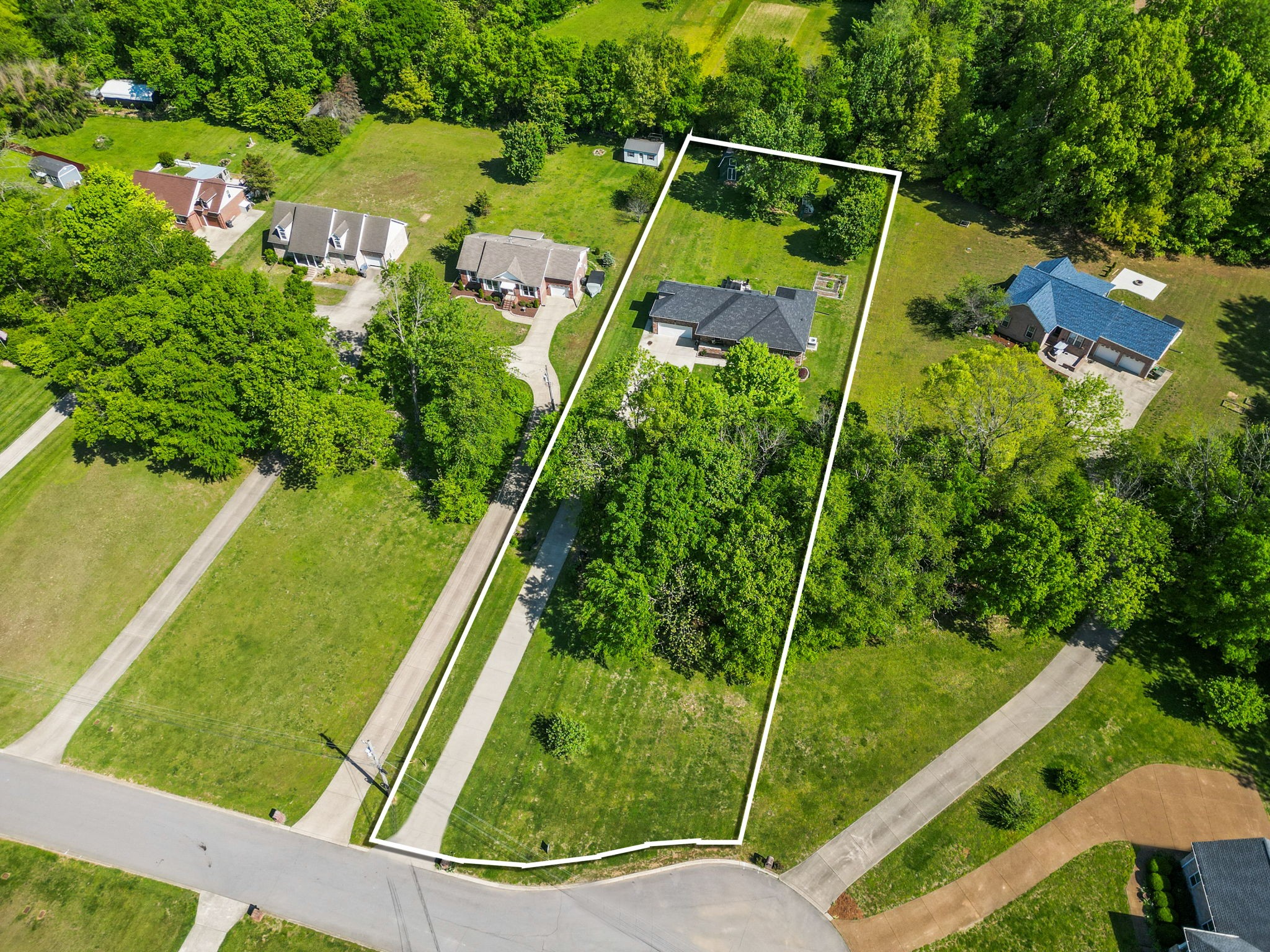 1011 Adam Ct