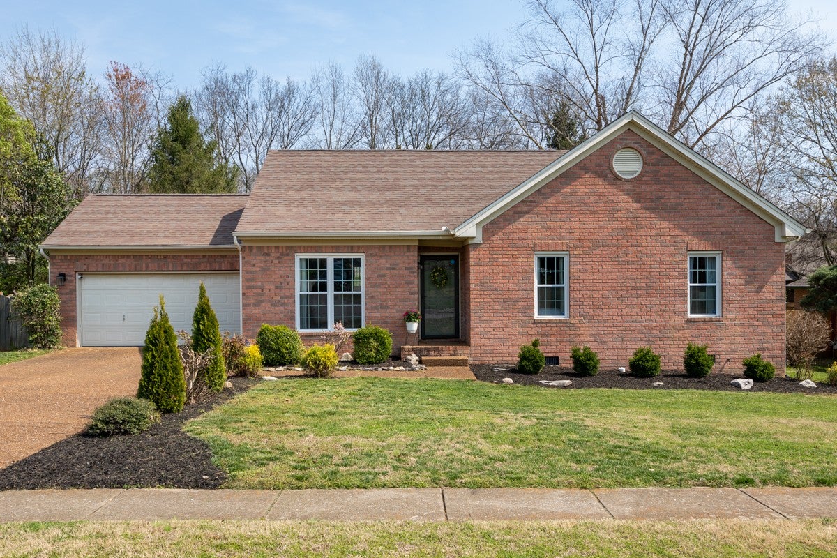 3-bed home at 614 Winners Circle Pl Thompsons Station, Thompsons-Station, sold June 1, 2026