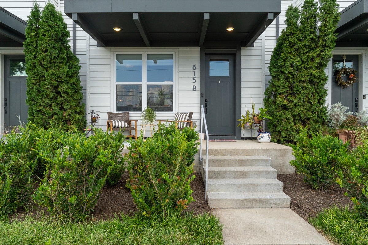615B Vernon Ave