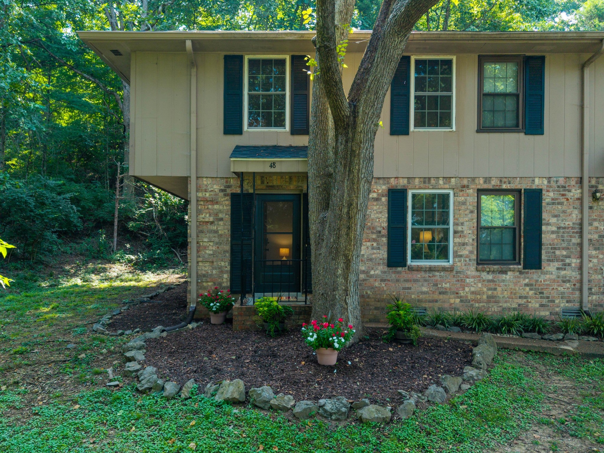3-bed condo for sale in Nashville, TN 37221, 112 Bellevue Rd 48 112 Bellevue Rd 48, Nashville TN 37221 3-bed condo, photo 2 of 32