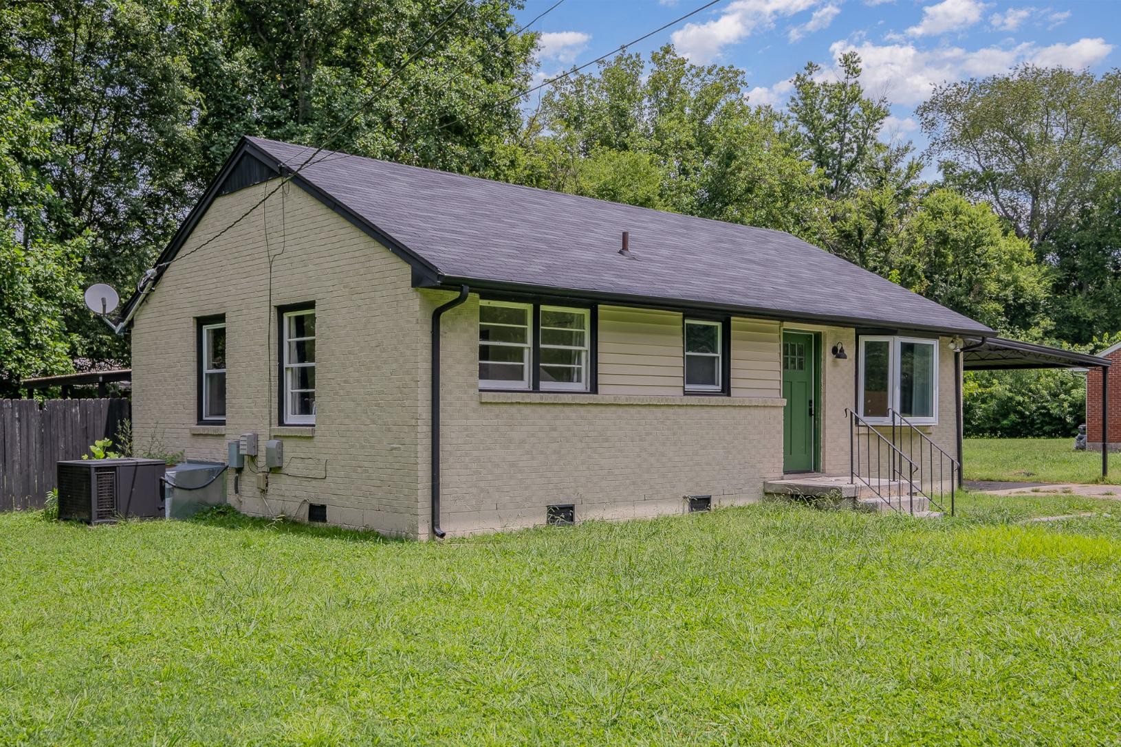1811 Meadowgreen Dr