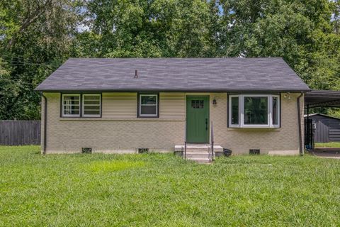 1811 Meadowgreen Dr Murfreesboro TN 37130