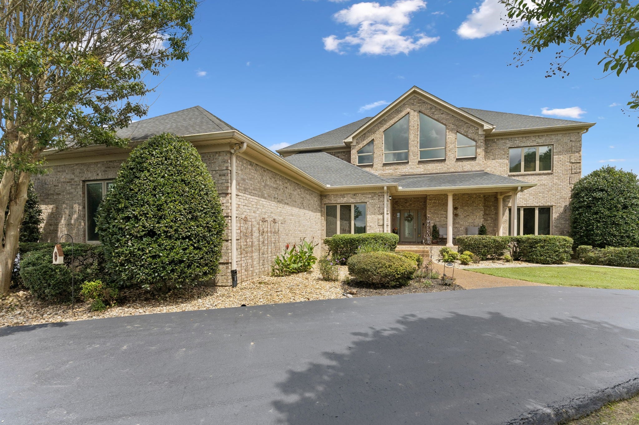 3-bed home for sale in Franklin, TN 37064, 1810 Savannah Springs Dr 1810 Savannah Springs Dr, Franklin TN 37064 3-bed home, photo 5 of 60