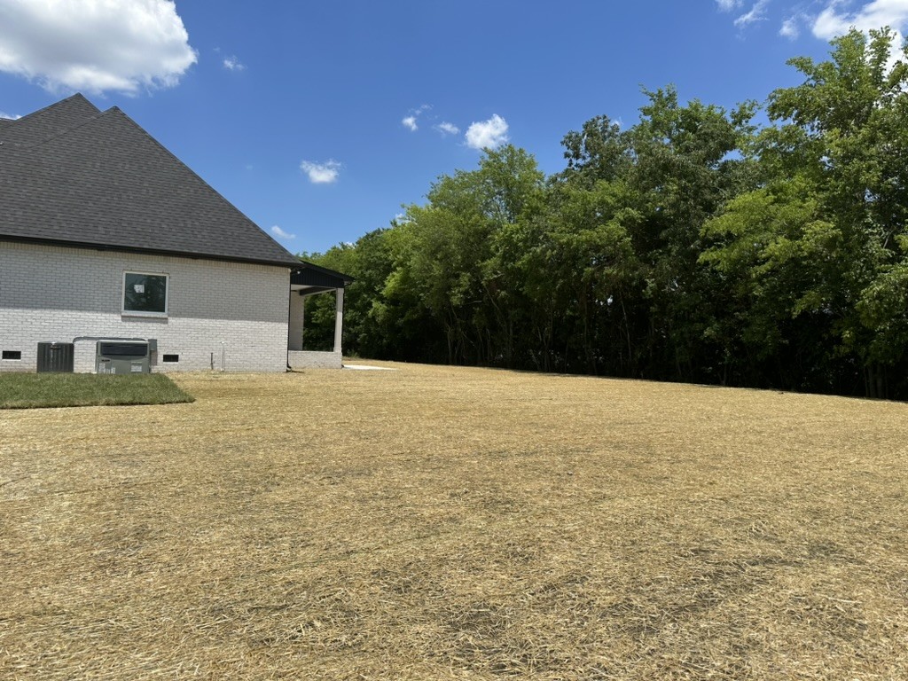 2633 Colleen Dr