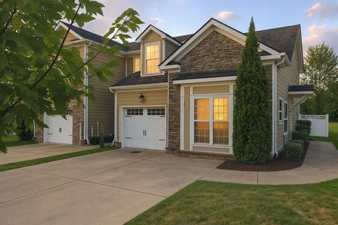 Photo of 501 Shirebrook Cir, Spring Hill, TN 37174 (MLS # 2969773)