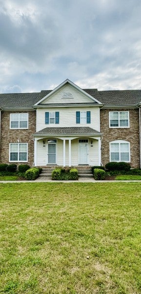 2-bed condo at 1028 Mckenna Dr Thompsons Station, Thompsons-Station, sold February 18, 2026