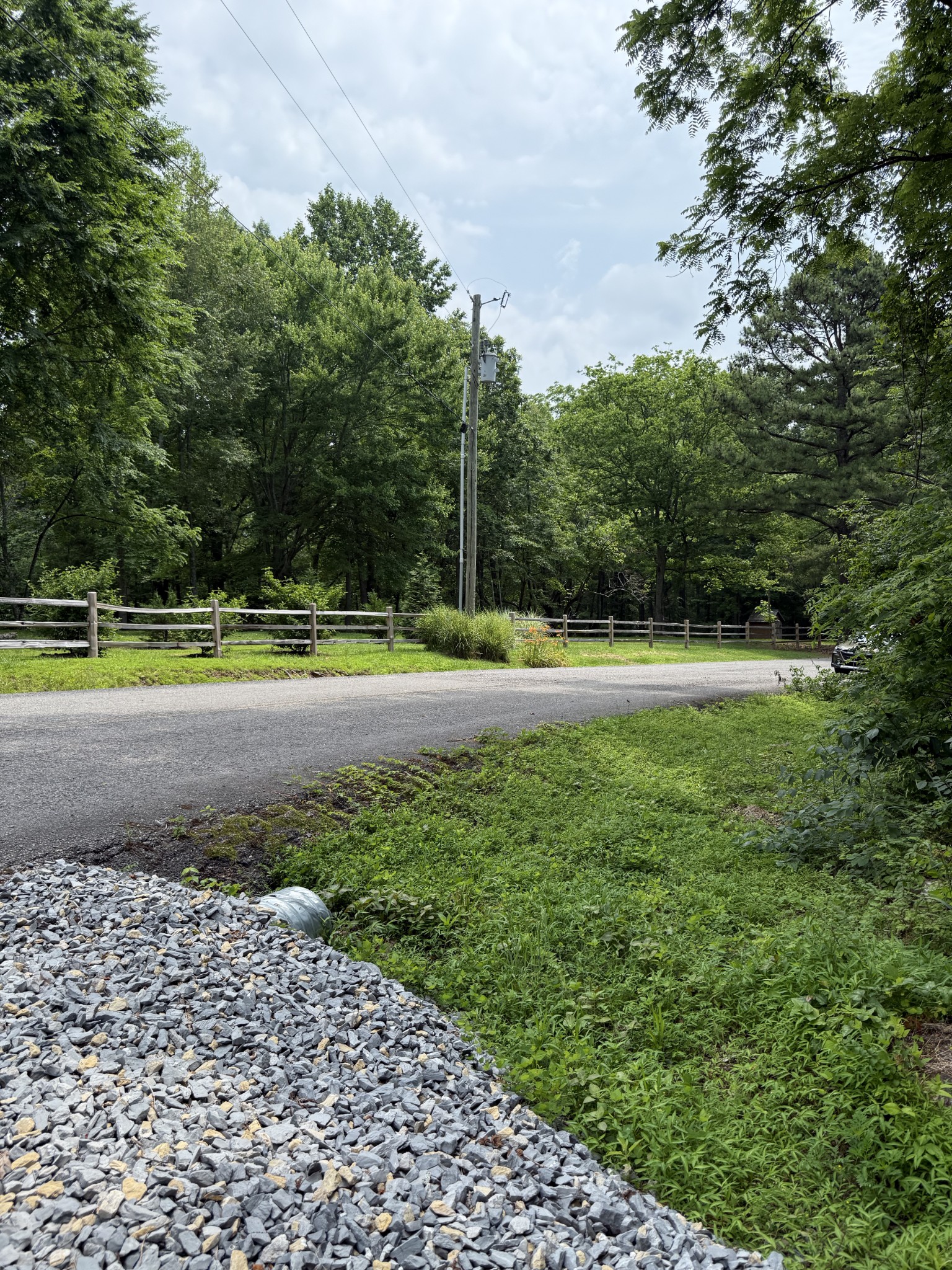 5755 Moore Rd