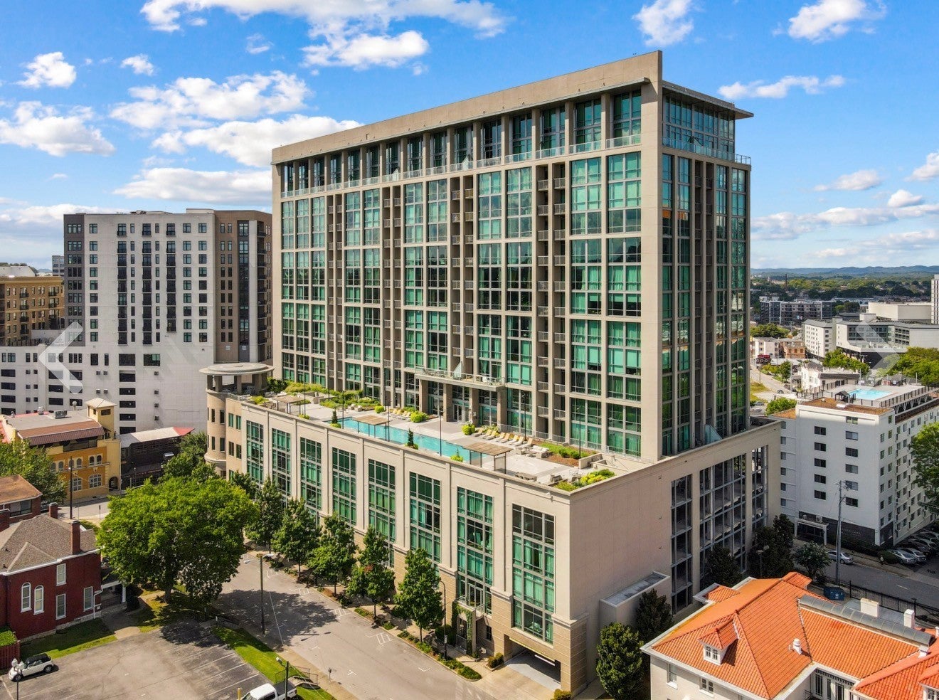 1-bed condo for sale in Nashville, TN 37212, 900 20th Ave S 612 900 20th Ave S 612, Nashville TN 37212 1-bed condo, photo 2 of 41