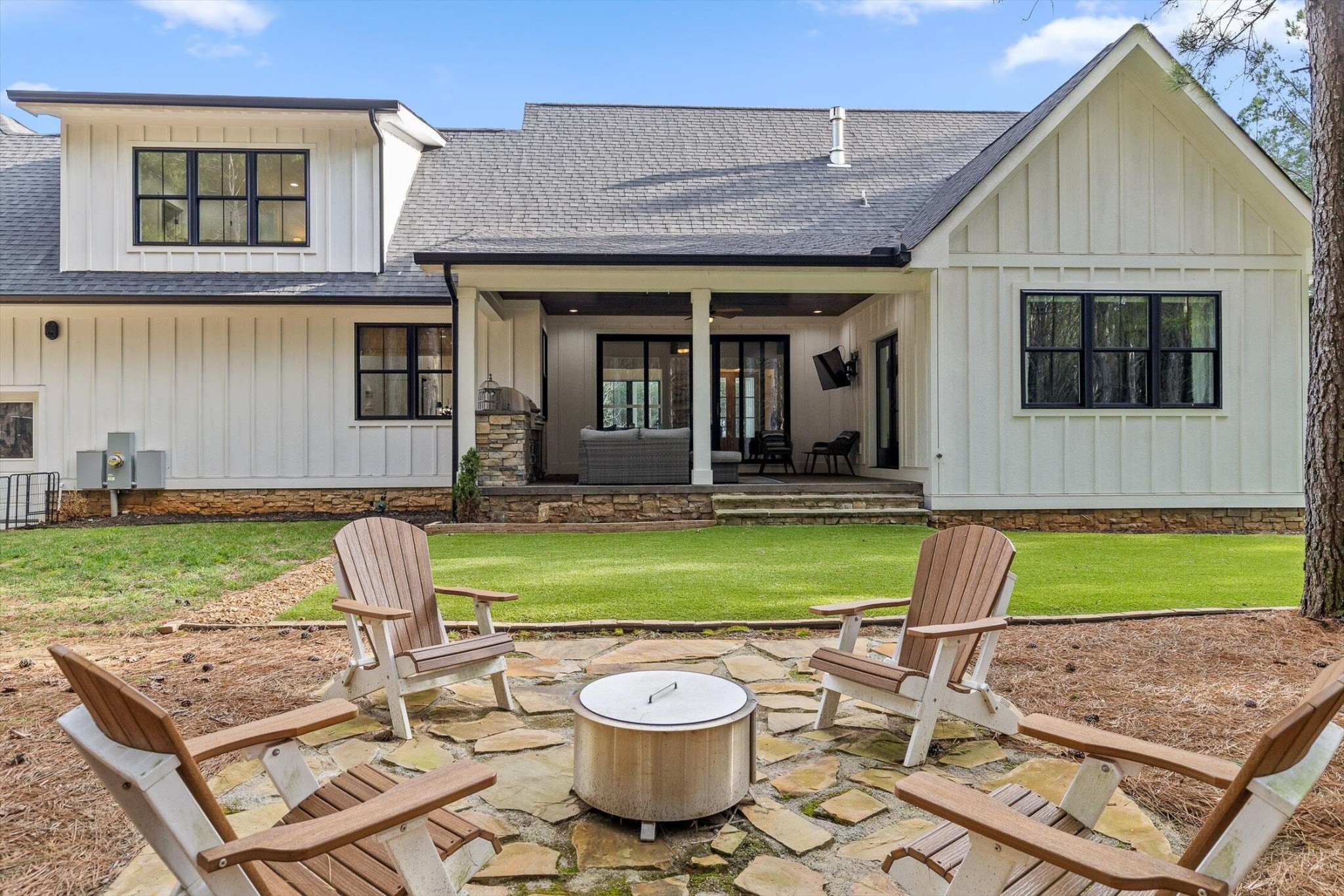 4190 Crockett Pointe