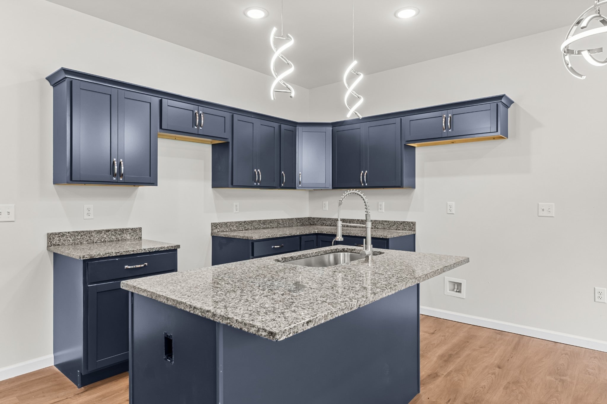 921 Lacy Ct