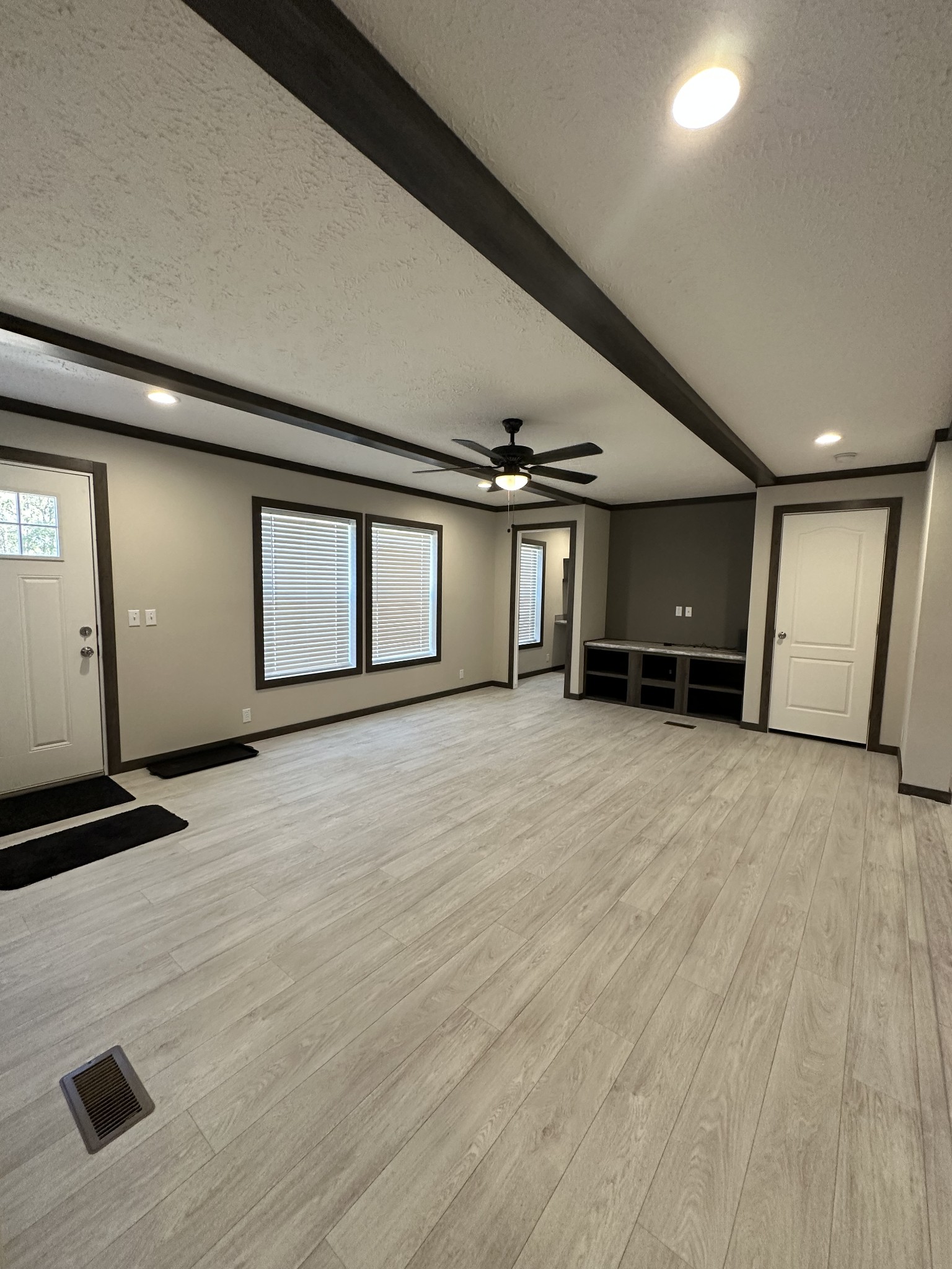 2965 Sulphur College Rd