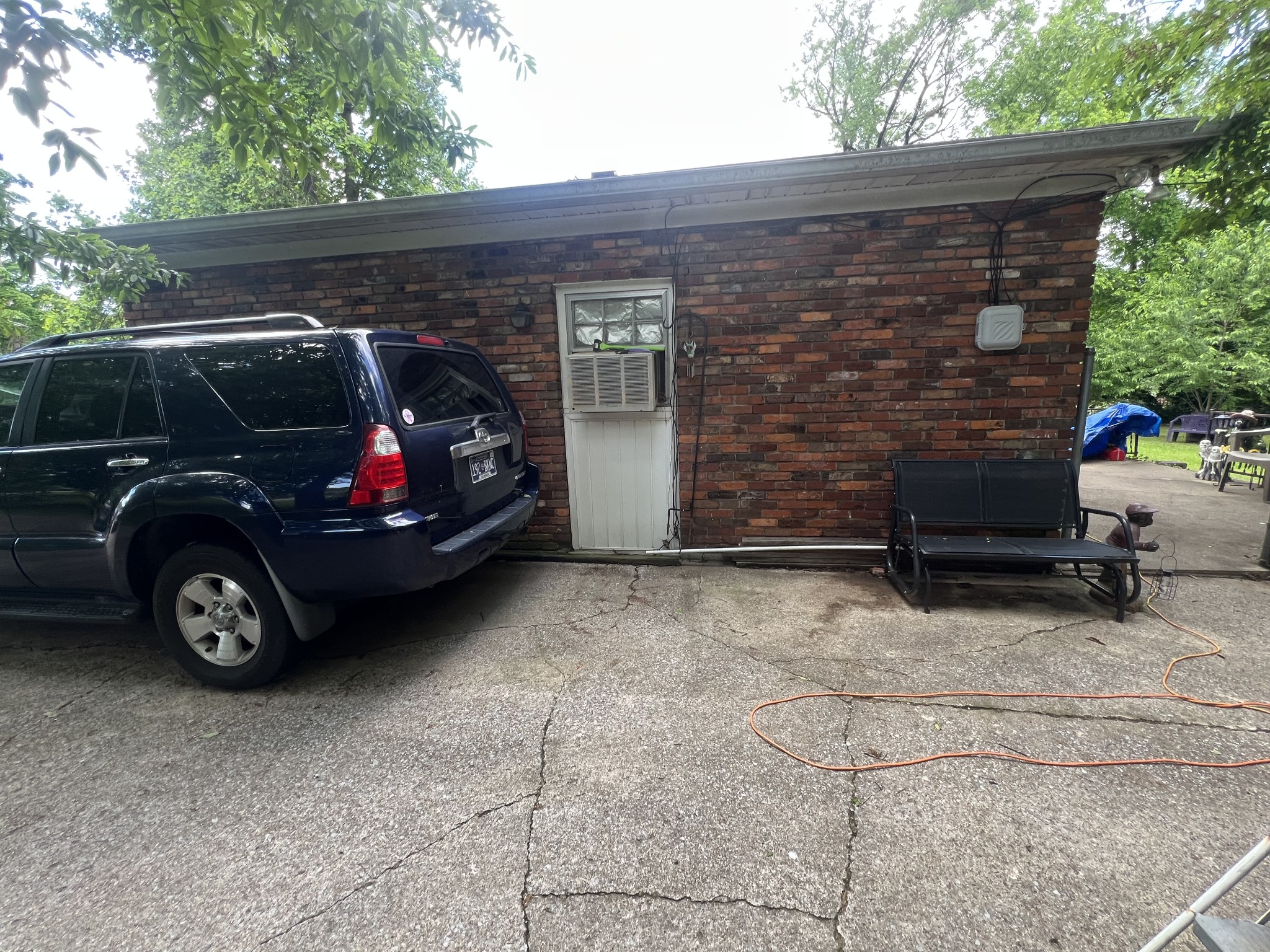 210 Bonita Ave
